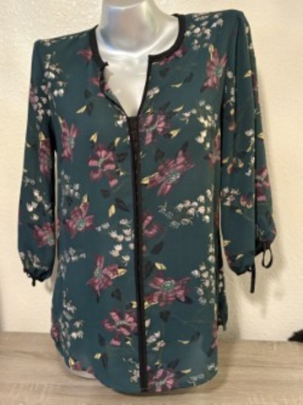 Ivanka Trump Women's Multi Blouse Size Small